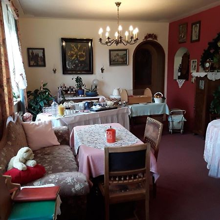 Gaestehaus "Gisela" Im Fuerstlichen Fischhaus Schillingsfürst Eksteriør billede