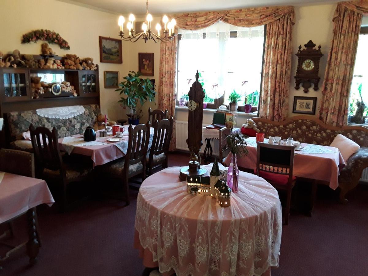 Gaestehaus "Gisela" Im Fuerstlichen Fischhaus Schillingsfürst Eksteriør billede